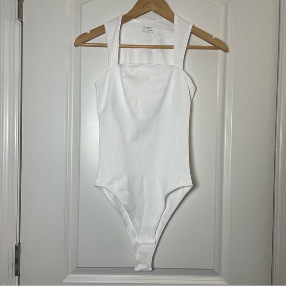 OQQ Tops - OQQ Women’s White Ribbed Square Neck Bodysuit Sleeveless Stretch Size M
